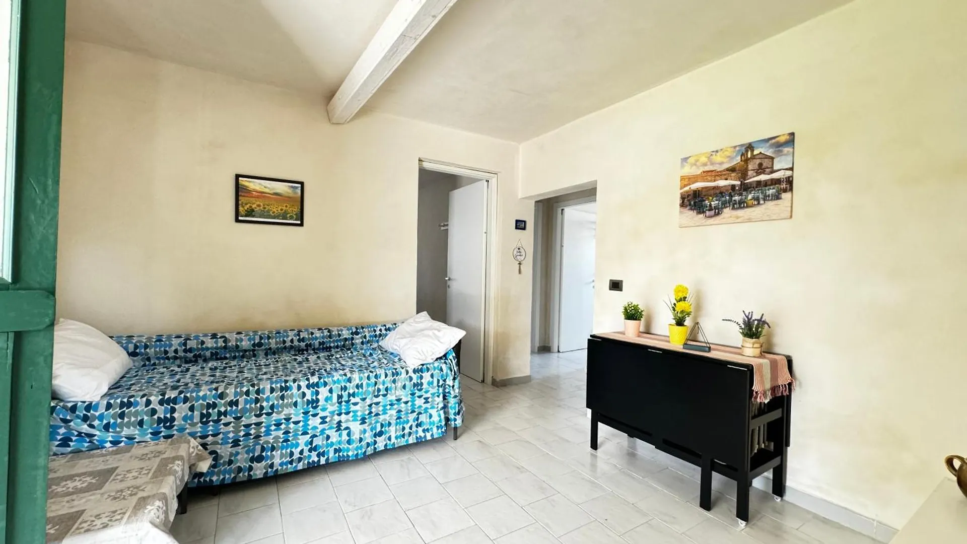 Villa A Due Passi Dal Mare In Pieno Relax Santa Maria Del Focallo Italy